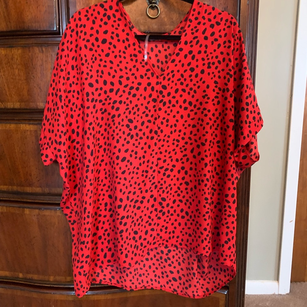 Women's Short Sleeve Animal Print Blouse
